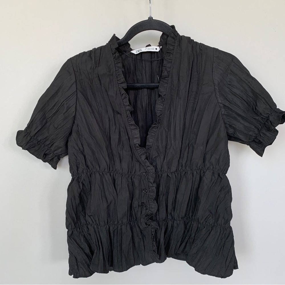 Zara Black Crepe Ruffle Short Sleeve button Up Shirt Size S